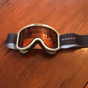 Children’s Smith ski goggles